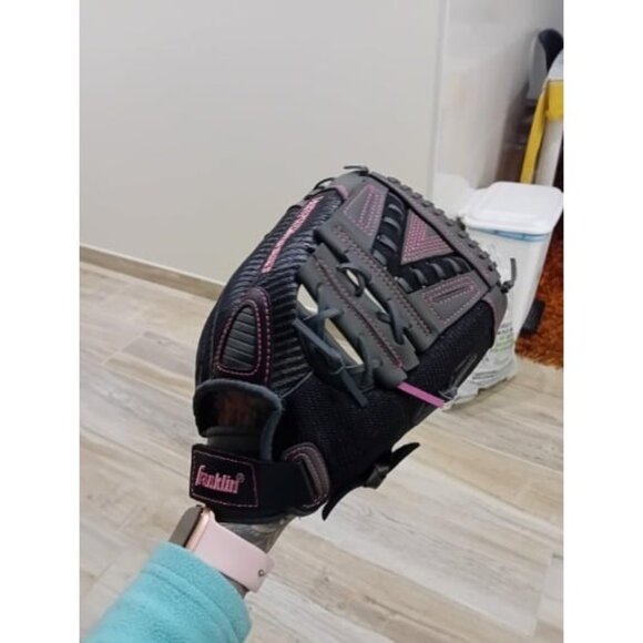 Fastpitch Pro Series Softball Gloves – Right or Left Hand Throw - Picture 3 of 4
